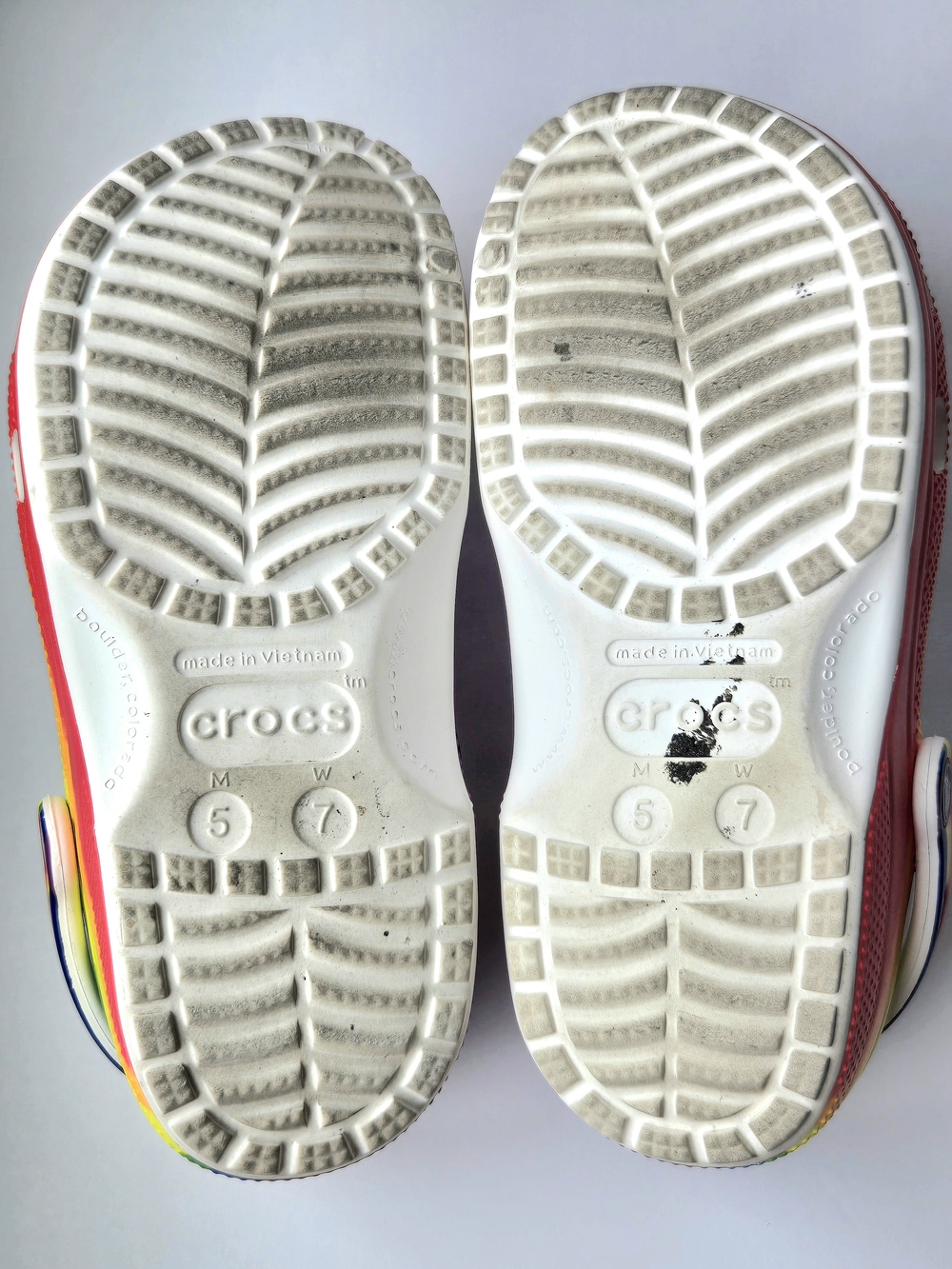 Crocs Ltd Edition Rainbow Purple Classic High Block Clogs Comfort Slip On Shoes - Picture 8 of 8
